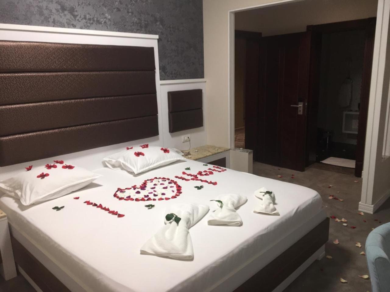 Hotel Admiral Prizren Esterno foto