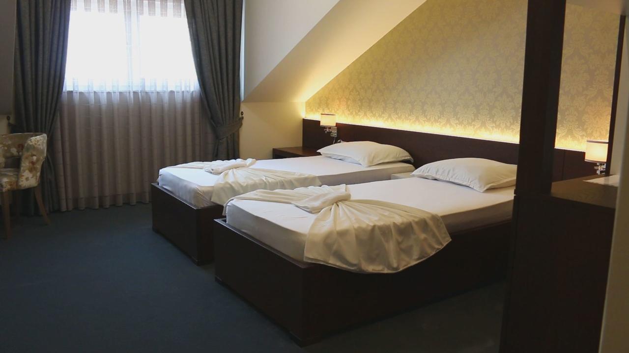 Hotel Admiral Prizren Esterno foto