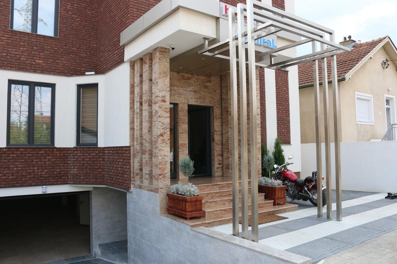 Hotel Admiral Prizren Esterno foto