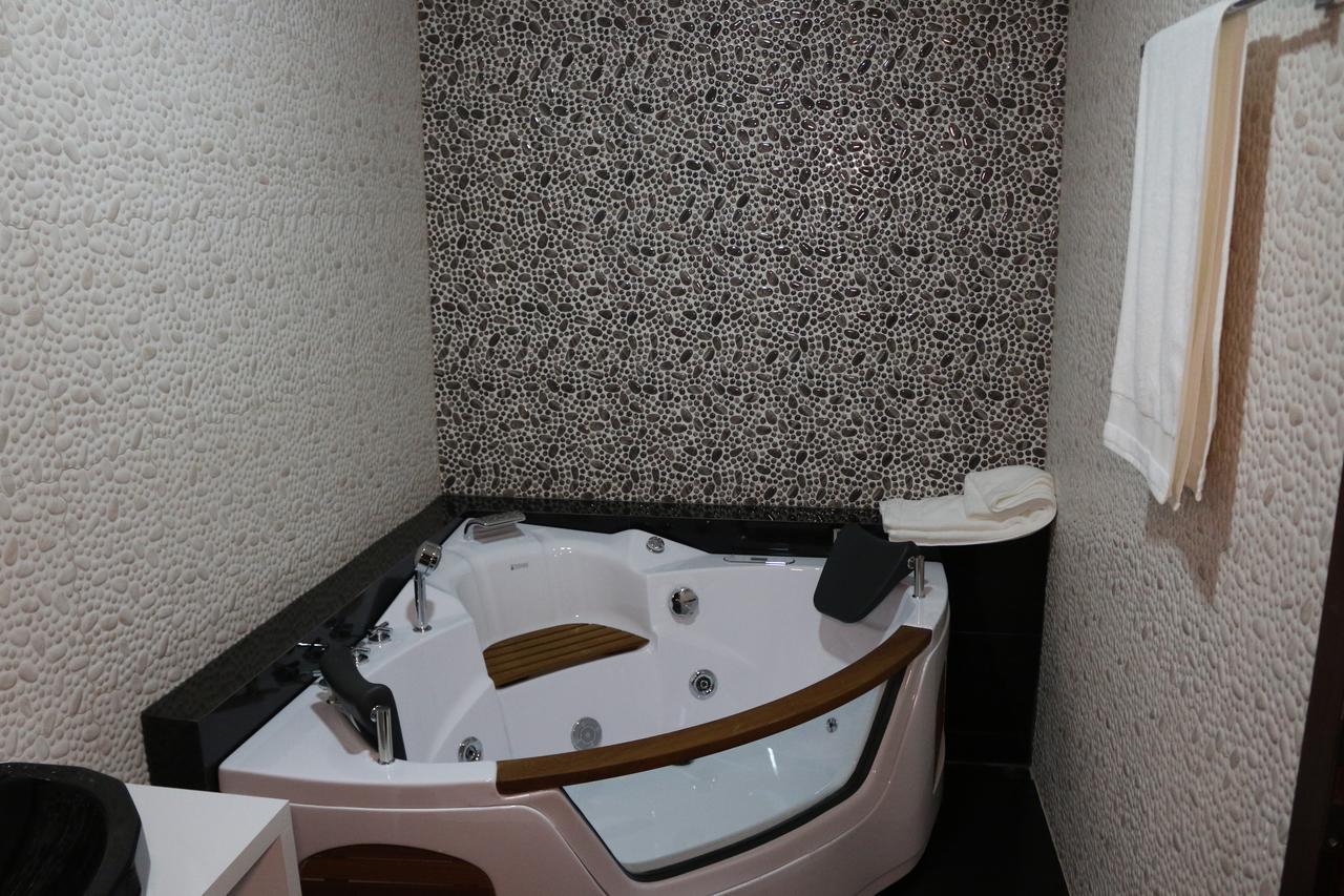 Hotel Admiral Prizren Esterno foto