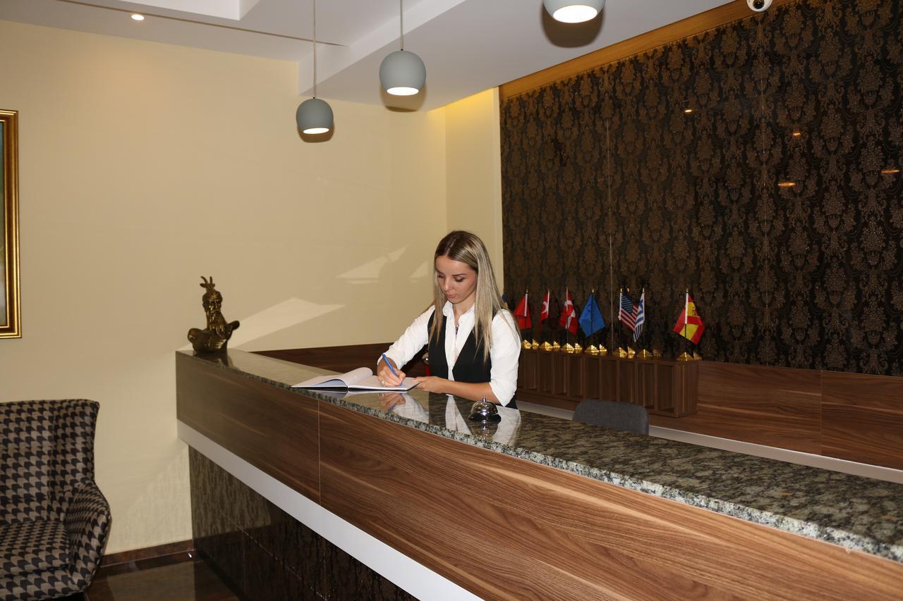 Hotel Admiral Prizren Esterno foto
